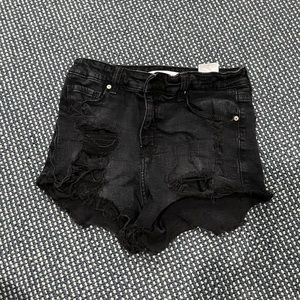 EUNINA Black wash High-Rise Denim Shorts